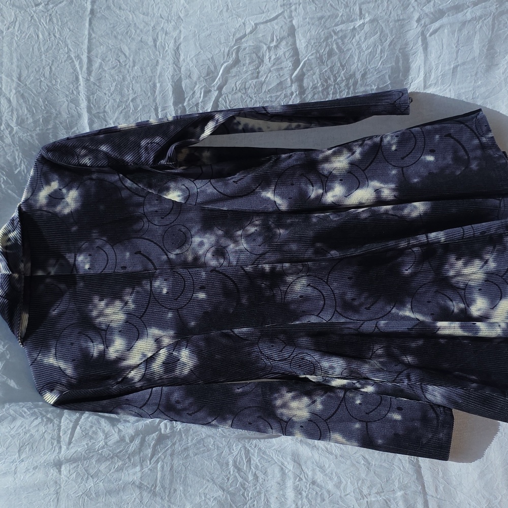 The Pyramid Collection Smiley Jacket - Picture 2 of 9